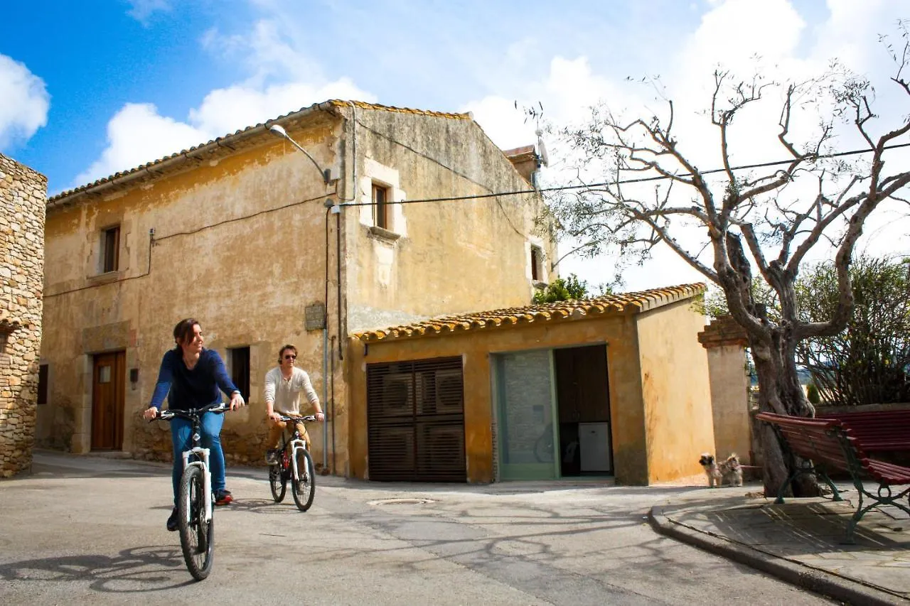 Apartamentos En La Rectoria De Regencos Country house